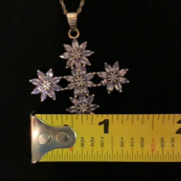 Brand New 925 Cross necklace - Picture 5 of 5